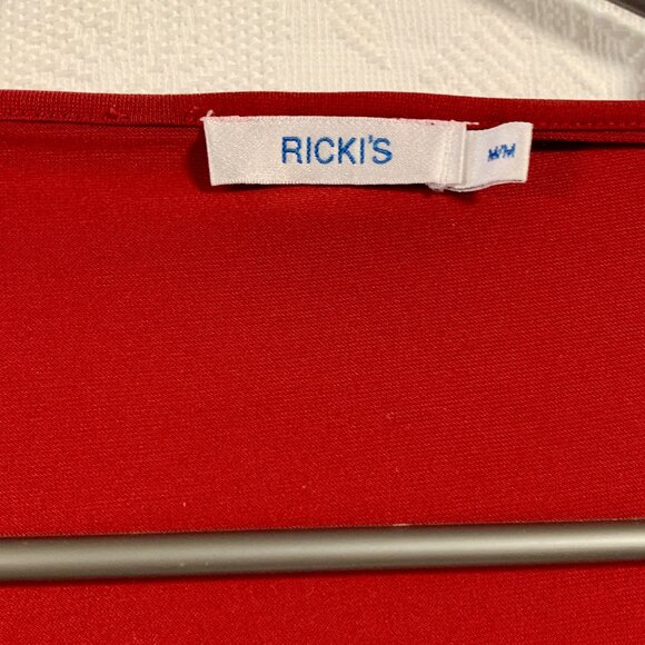 Red Roses Sleeveless Top (KM0082) - Picture 2 of 3